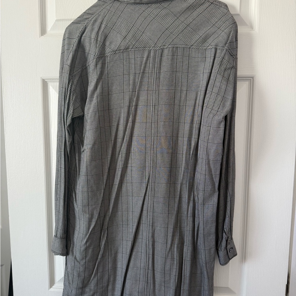 Babaton Plaid Button-Up Shirt - Picture 5 of 6